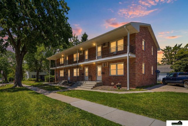 4900 Huntington Avenue, Lincoln, NE 68504