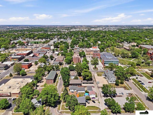 4900 Huntington Avenue, Lincoln, NE 68504