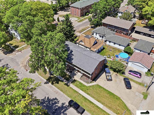 4900 Huntington Avenue, Lincoln, NE 68504