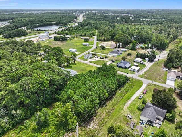 240 Calvary Rd., Little River, SC 29566