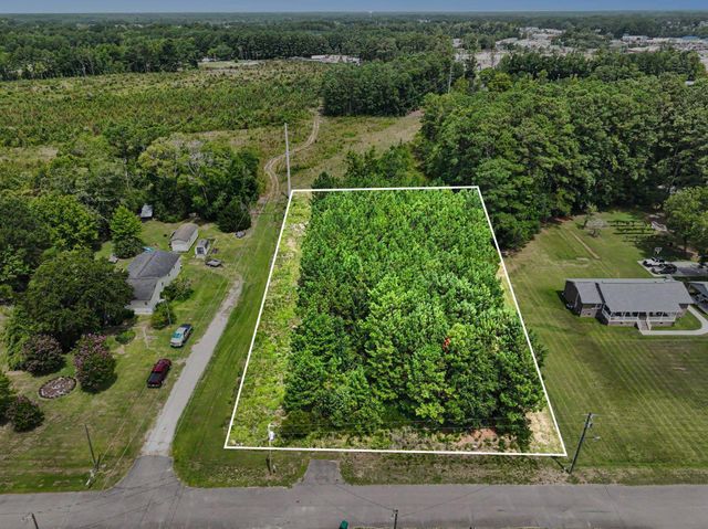 240 Calvary Rd., Little River, SC 29566