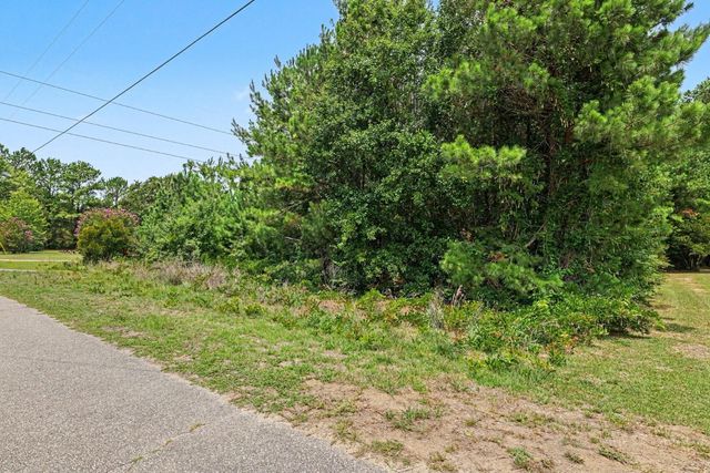 240 Calvary Rd., Little River, SC 29566