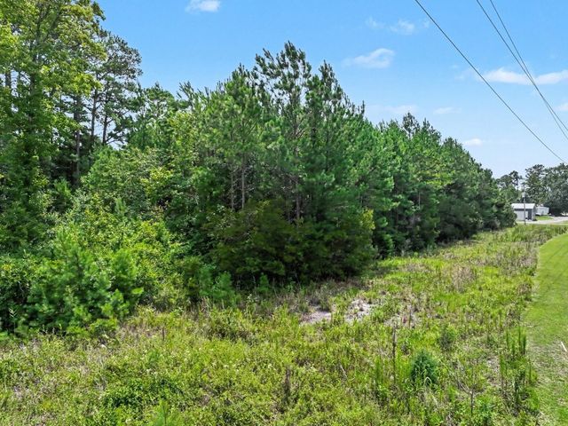 240 Calvary Rd., Little River, SC 29566