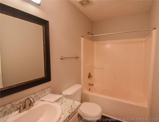 5935 Bloomsbury Drive, Fayetteville, NC 28306