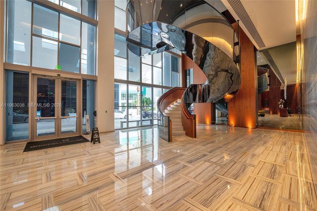 1300 Brickell Bay Dr 2000, Miami, FL 33131