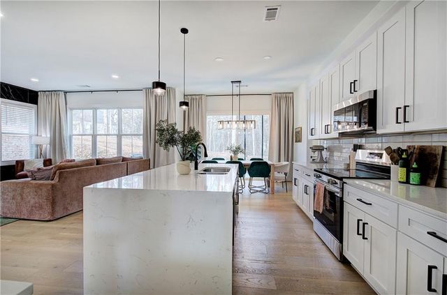 81 Summit Ridge SE Circle, Cartersville, GA 30120