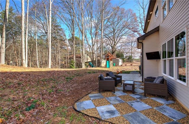 81 Summit Ridge SE Circle, Cartersville, GA 30120