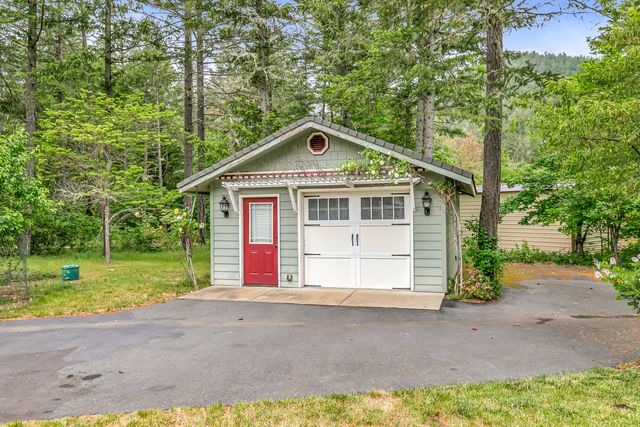 198 Daleo Drive, Grants Pass, OR 97527