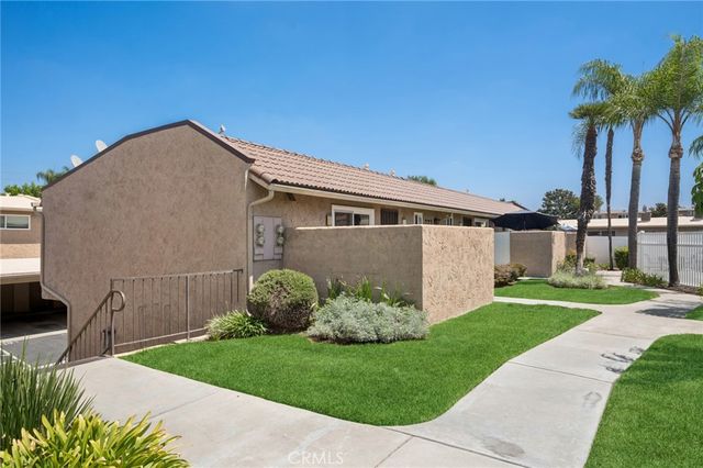 772 W Lambert 129, La Habra, CA 90631