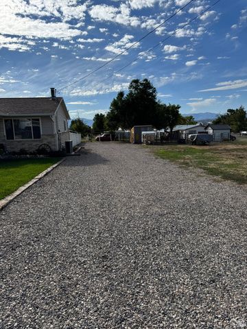 246 S 200 E, Mt Pleasant, UT 84647