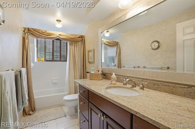 3398 Tiquewood, Commerce Twp, MI 48382