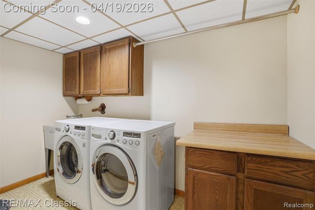3398 Tiquewood, Commerce Twp, MI 48382