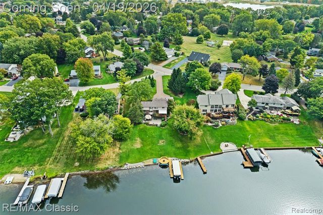 3398 Tiquewood, Commerce Twp, MI 48382