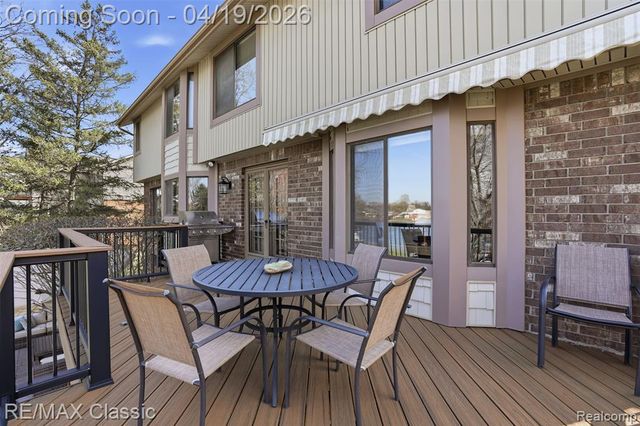 3398 Tiquewood, Commerce Twp, MI 48382