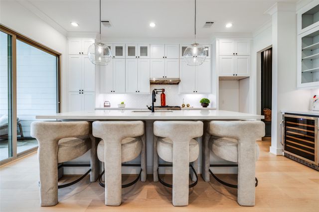 1016 Peden Street, Houston, TX 77006