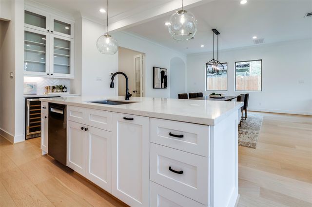 1016 Peden Street, Houston, TX 77006