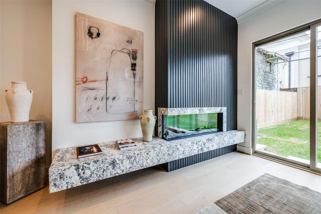 1016 Peden Street, Houston, TX 77006