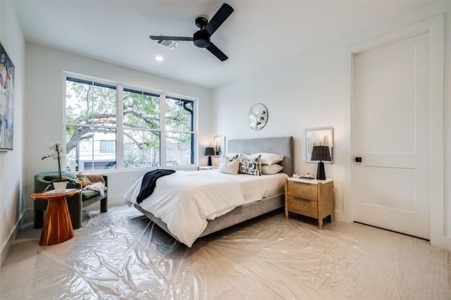 1016 Peden Street, Houston, TX 77006