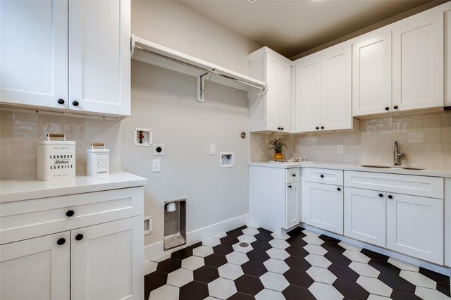 1016 Peden Street, Houston, TX 77006