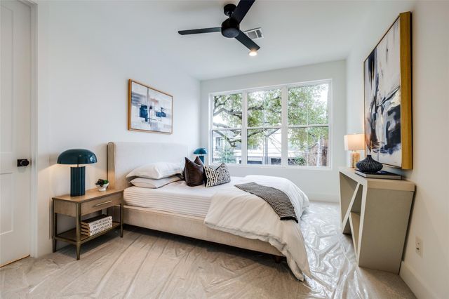 1016 Peden Street, Houston, TX 77006