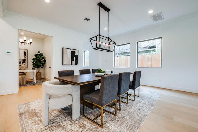 1016 Peden Street, Houston, TX 77006