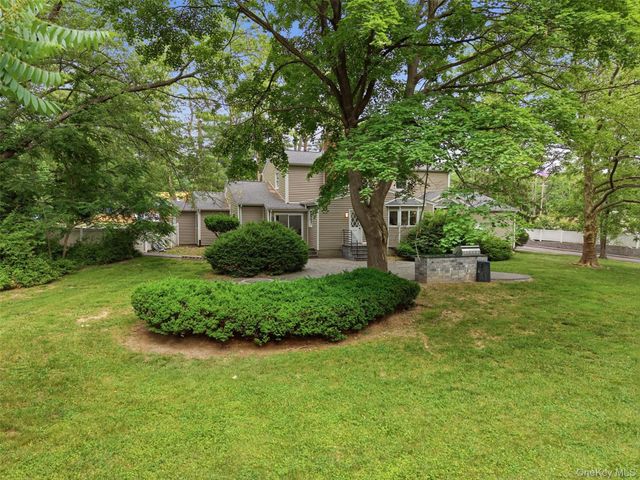 455 Deer Park Road, Dix Hills, NY 11746