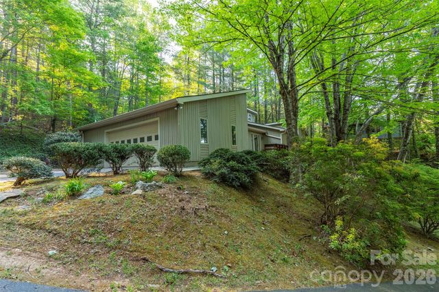 58 Ballantree Drive, Asheville, NC 28803