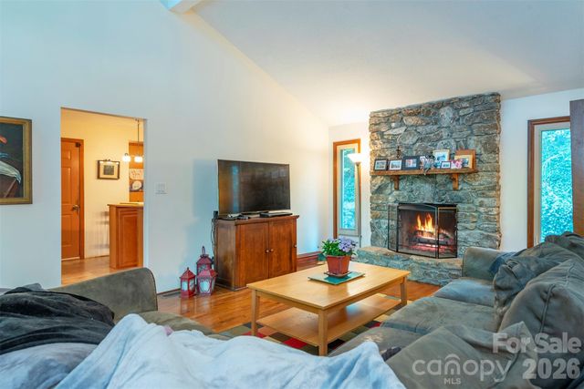 58 Ballantree Drive, Asheville, NC 28803