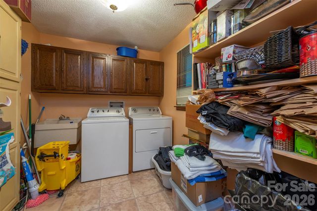 58 Ballantree Drive, Asheville, NC 28803