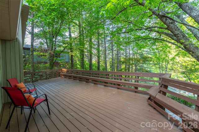58 Ballantree Drive, Asheville, NC 28803