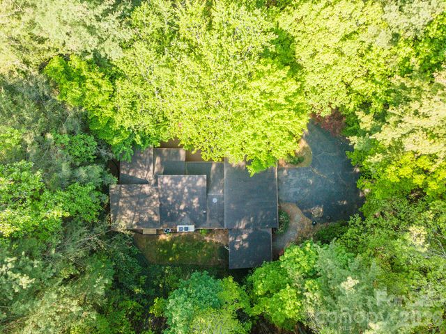 58 Ballantree Drive, Asheville, NC 28803