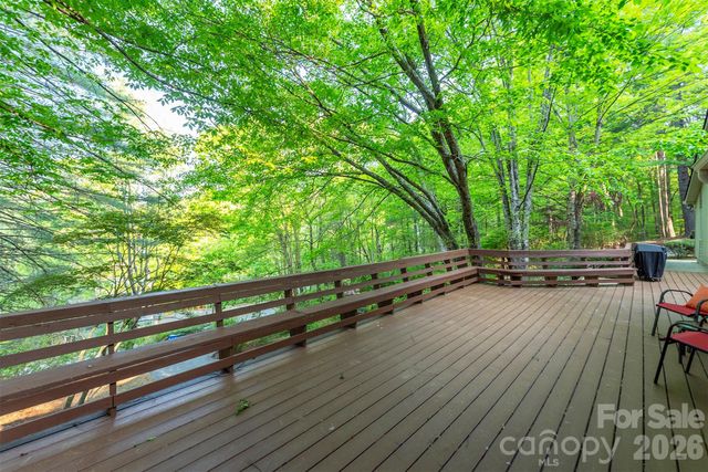 58 Ballantree Drive, Asheville, NC 28803