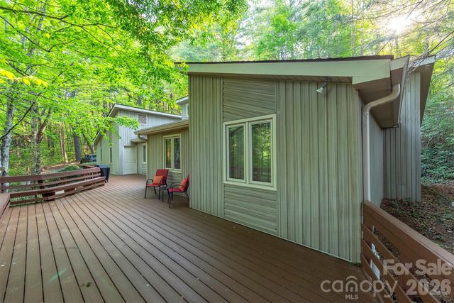 58 Ballantree Drive, Asheville, NC 28803