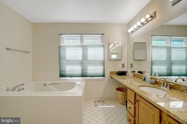 7520 WALNUT HILL LN, Falls Church, VA 22042
