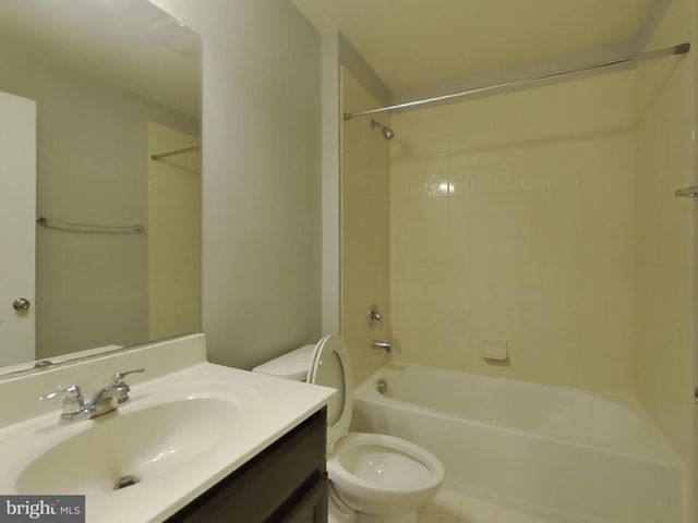 9520 SMITHVIEW PL, Lanham, MD 20706