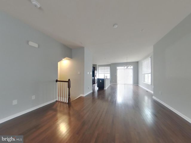 9520 SMITHVIEW PL, Lanham, MD 20706