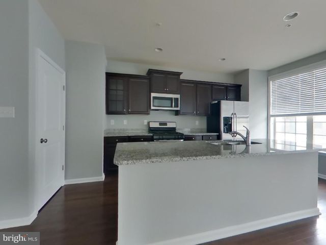 9520 SMITHVIEW PL, Lanham, MD 20706