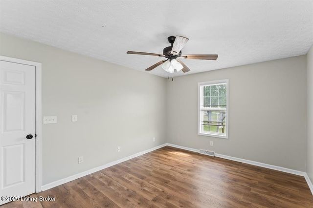 469 Papa Ct, Brownsville, KY 42210