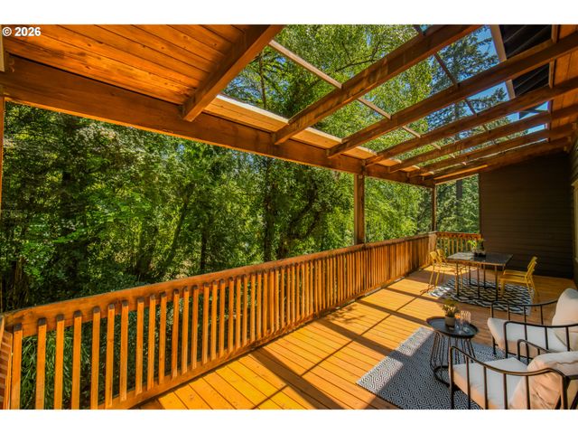 2656 Sw GERALD Ave, Portland, OR 97201