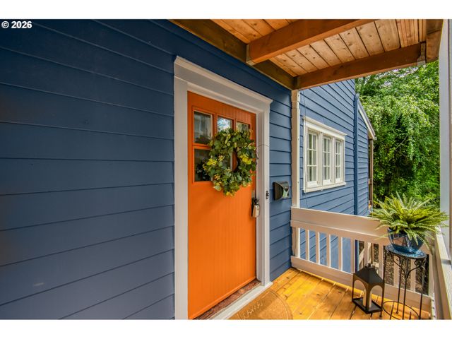 2656 Sw GERALD Ave, Portland, OR 97201