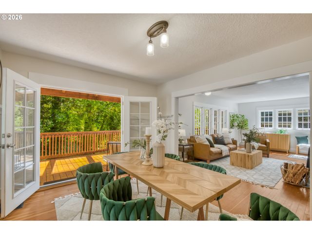2656 Sw GERALD Ave, Portland, OR 97201