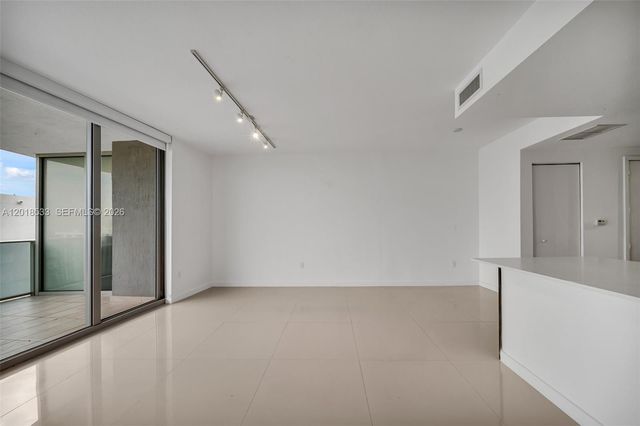 488 NE 18th St 4005, Miami, FL 33132