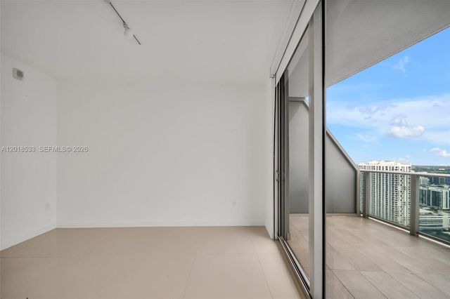 488 NE 18th St 4005, Miami, FL 33132