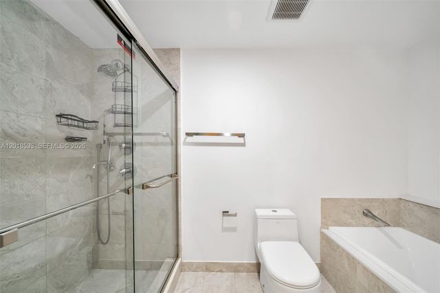 488 NE 18th St 4005, Miami, FL 33132
