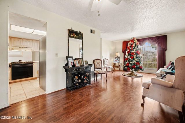 1030 MONTEGO BAY Drive S, Jacksonville, FL 32218