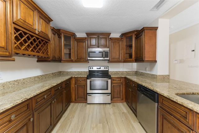 4727 W BAY VISTA AVENUE, Tampa, FL 33611