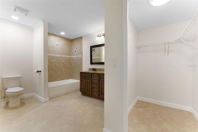 4727 W BAY VISTA AVENUE, Tampa, FL 33611