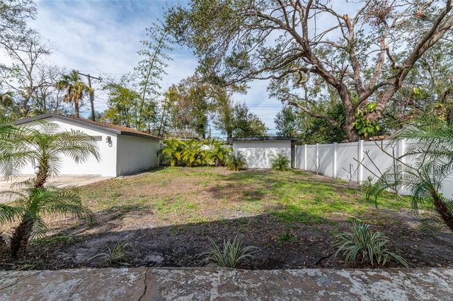 4727 W BAY VISTA AVENUE, Tampa, FL 33611