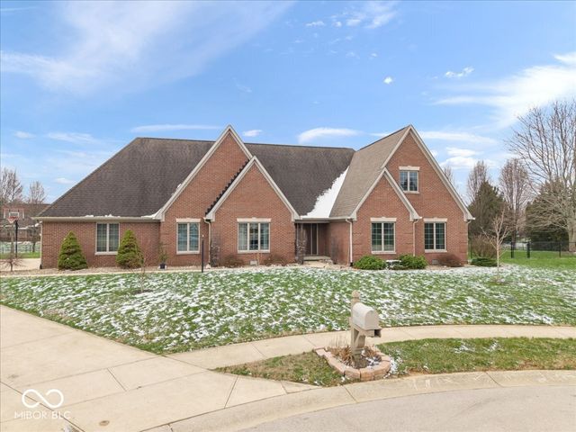 1752 Thistle Court, Avon, IN 46123