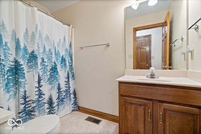 1752 Thistle Court, Avon, IN 46123